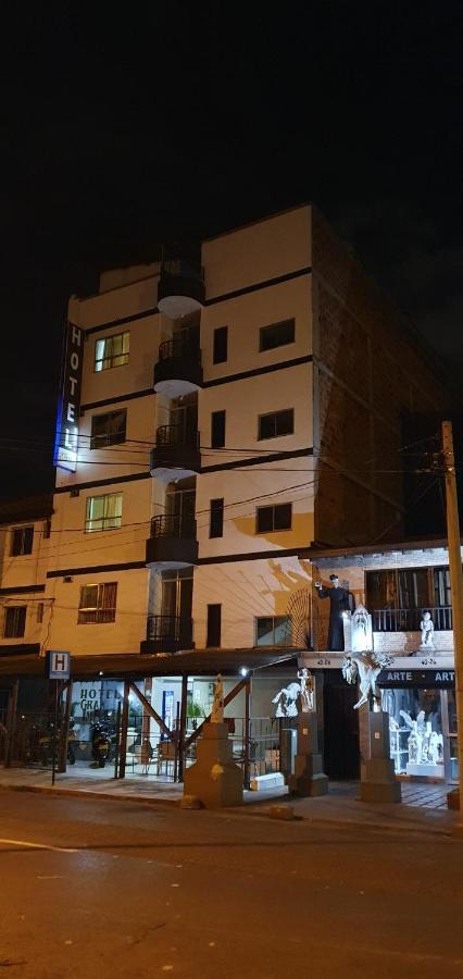 Hotel Gran Imperio Μεντεγίν Εξωτερικό φωτογραφία